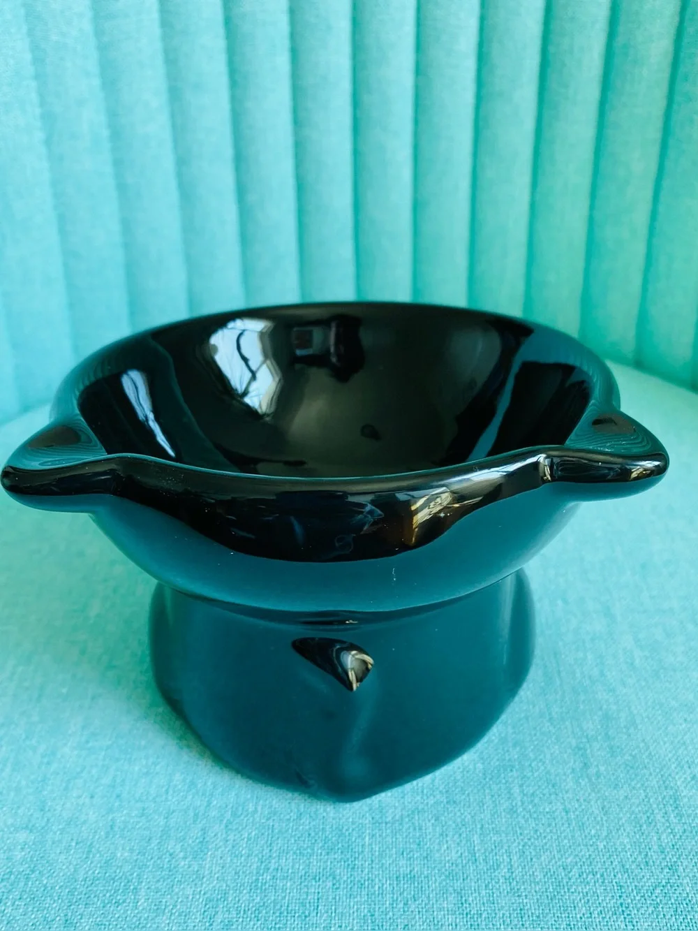 N/A raised bowls